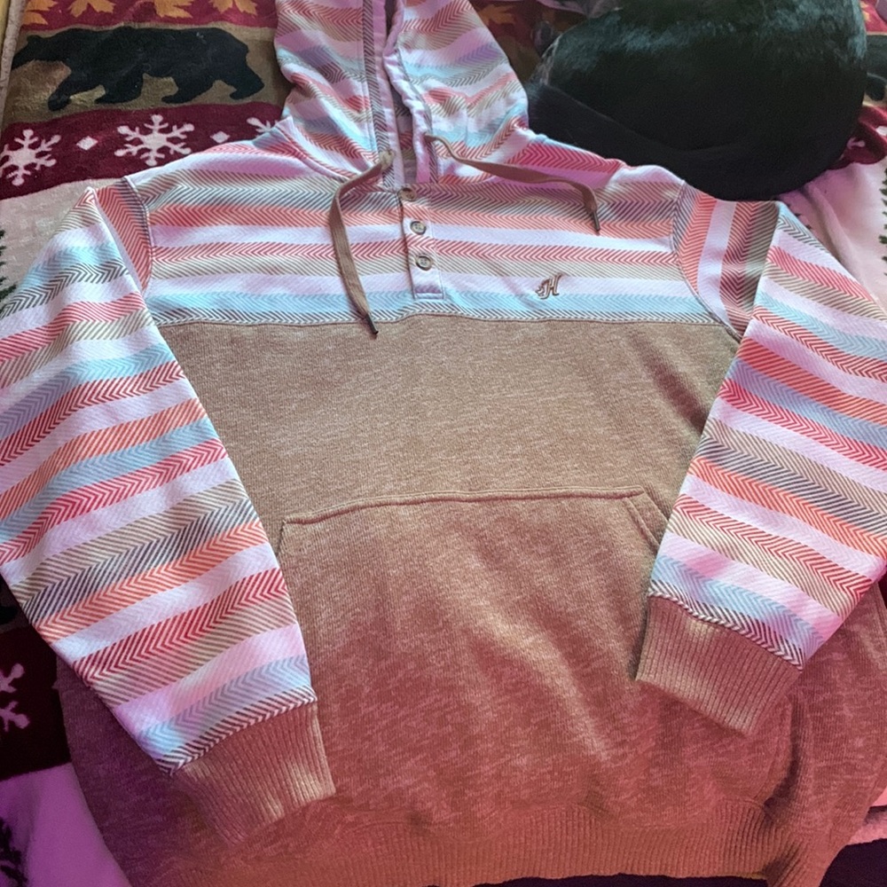 Never warn Hooey hoodie